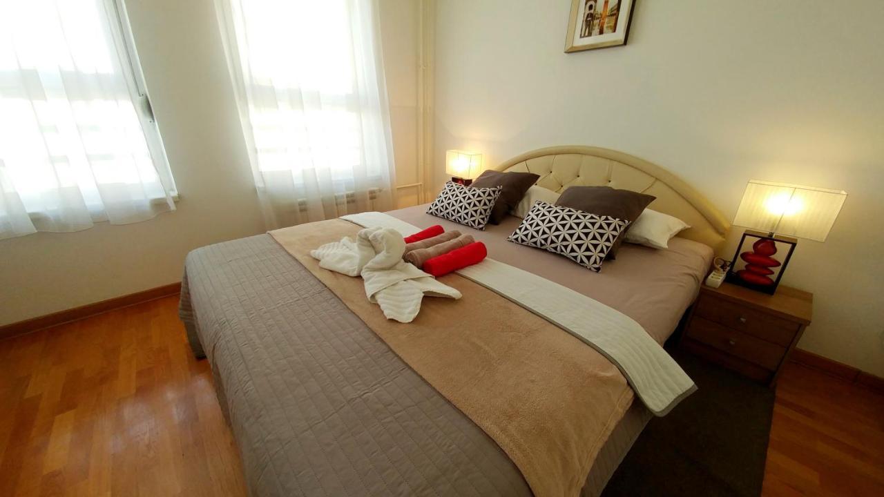 Apartments Belville Lux เบลเกรด ภายนอก รูปภาพ